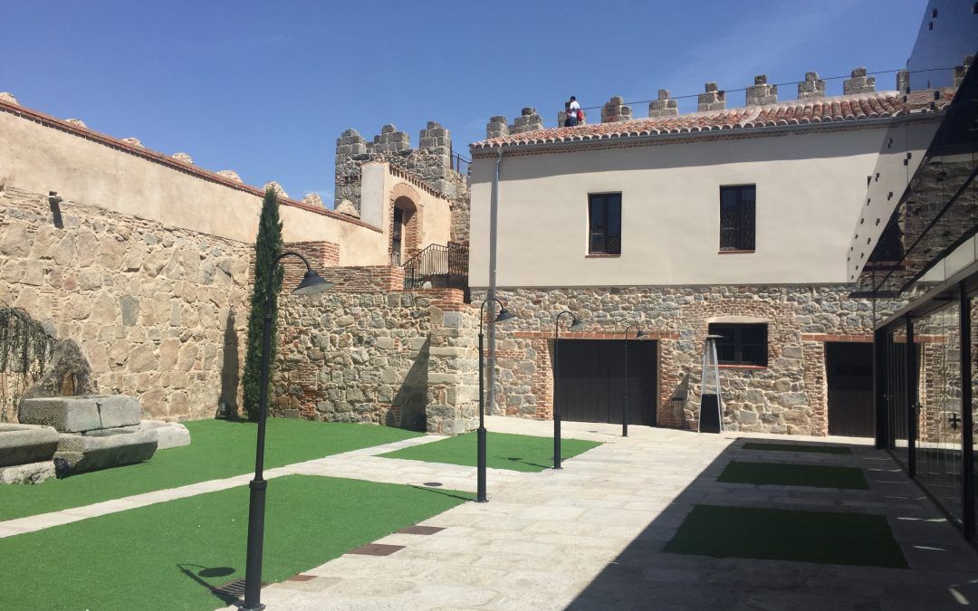 Rehabilitación de antiguo edificio situado la muralla de Ávila